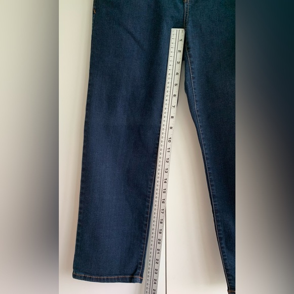 INC Women's Size 8 Dark Wash Mid Rise Regular Fit Crop Denim Skinny Jeans - Picture 15 of 16